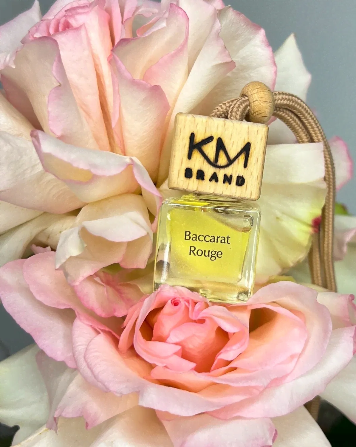 Автомобильный диффузор "Baccarat Rouge"-0