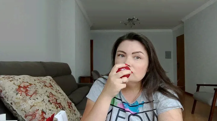 Resenha Nina Rouge by Nina Ricci.