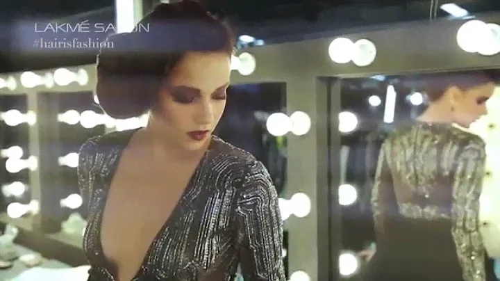 La Belle Epoque - Moulin Rouge, The Show Stopping Hair Collection