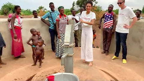 Luxury sector meets the humanitarian sector: ‘La Bouche Rouge’ takes action in Togo