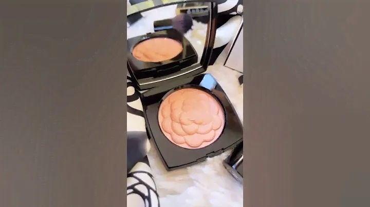 Chanel Reve De Chamelia Illuminating Powder | Chanel Rouge Allure L’Extrait lipstick | Chanel makeup